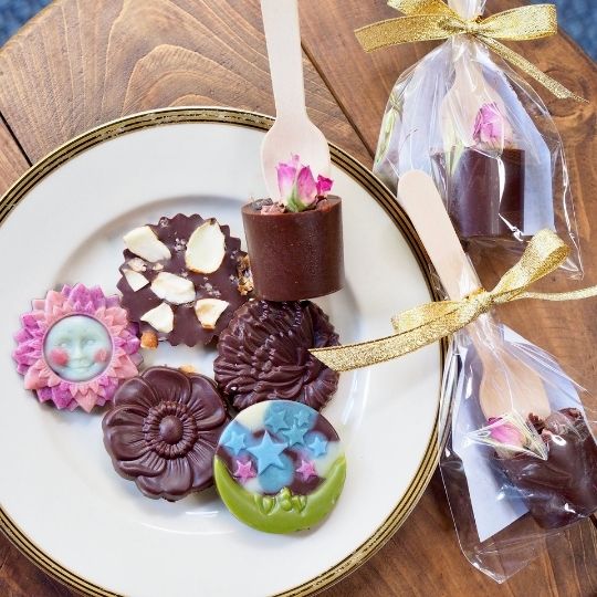 ミルクチョコレートに健康効果はあるのか？  ― 成分構成から考えるチョコレートの選び方 ―