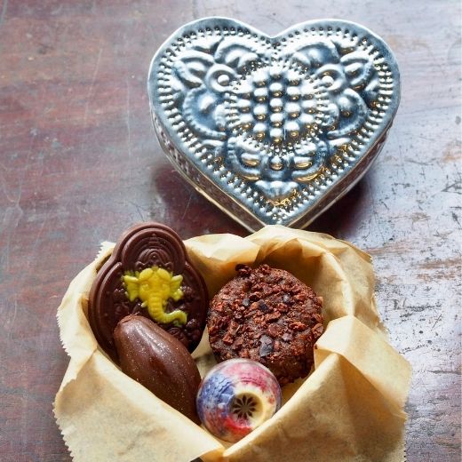 Bali Memory Ritual Chocolate バリ島 記憶と感覚のリチュアル ローチョコレート