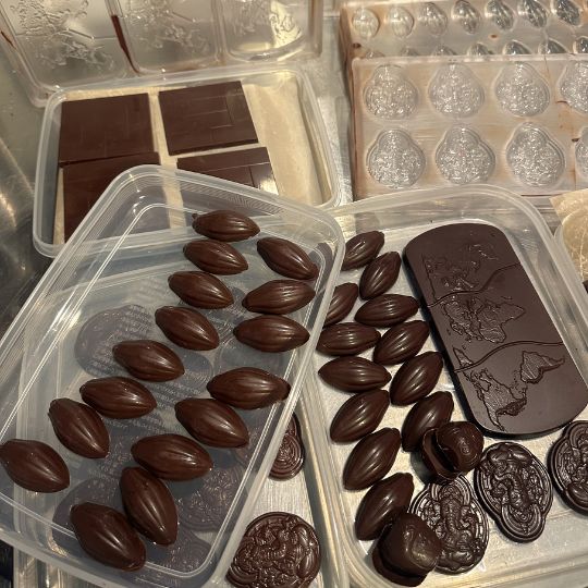 【送料込み】バリの兄貴ヴィラに届ける  お土産ショコラ開発プロジェクト【限定モニター】