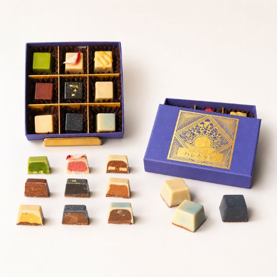Raw Chocolate Gift (6 Pieces) — <em data-start="32" data-end="51">Harmony Above All</em><br data-start="51" data-end="54" data-is-only-node="">Circulate, Open, and Align: Yin-Yang Five Elements Chocolates<br data-start="115" data-end="118">Includes Gift B