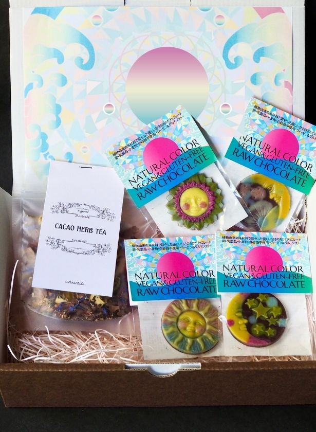 【熨斗ご対応】詰め合わせギフト（月や太陽チョコとカカオティー）／手提げ袋付き