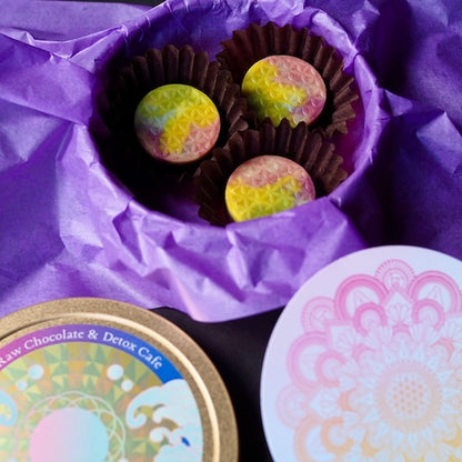 "Ananda Blossom" is a chocolate gift that brings harmony to life and the universe.